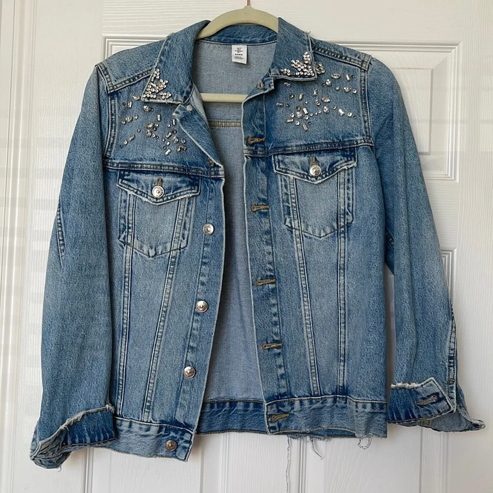 Jean jacket - Picture 1 of 6